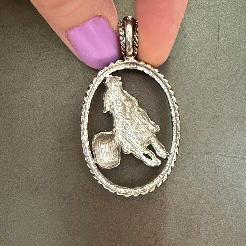 Barrel Racing Pendant - Picture 2 of 2